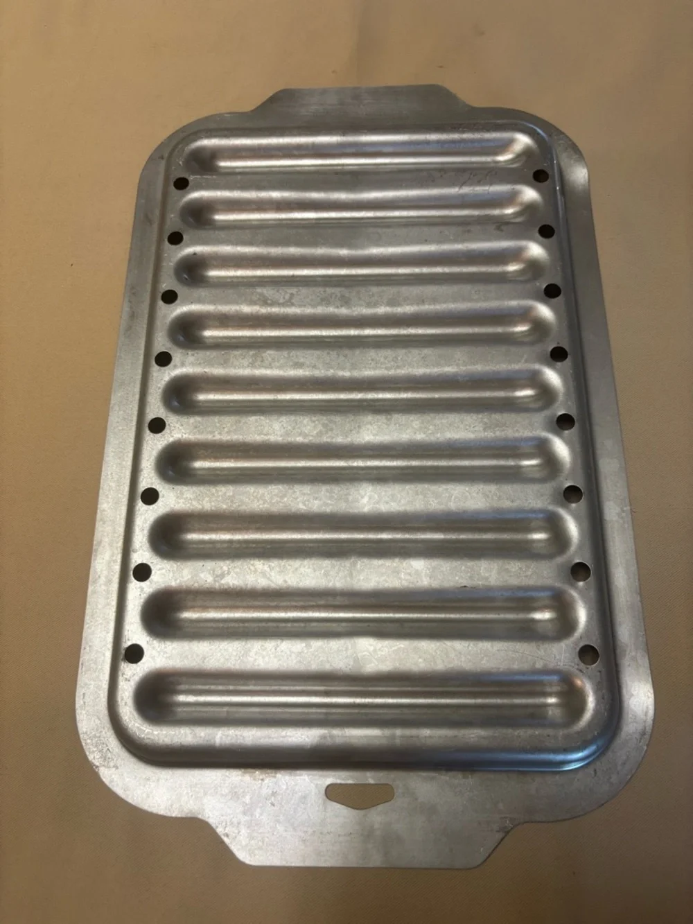 Nordic Ware Broiler Pan 16x10” - 1 Piece Only - Made in USA